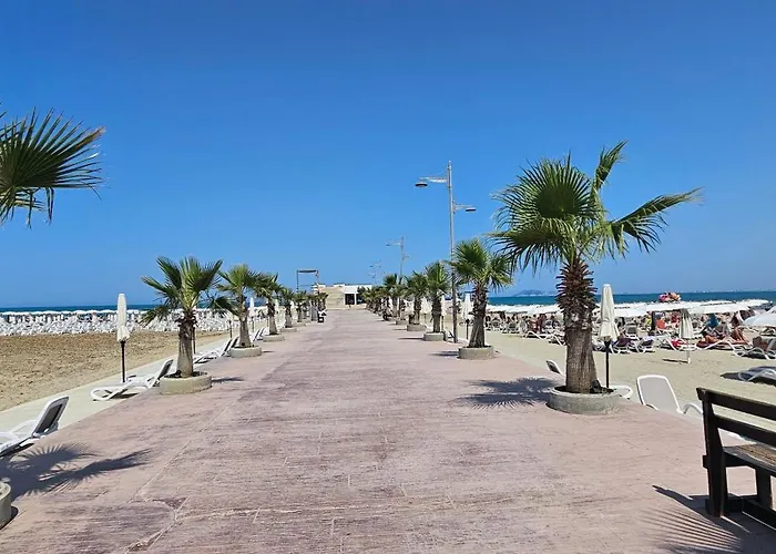 Apartment Bright Steps From The Shore Qerret (Kavaje)