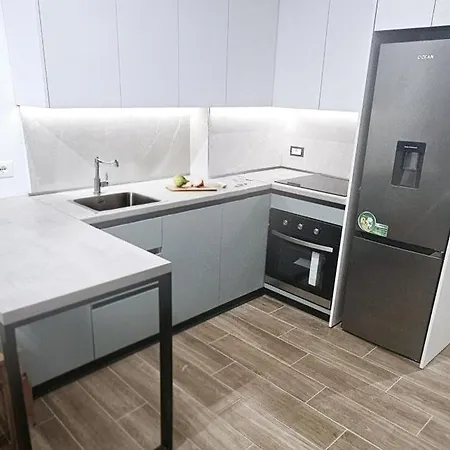 Bright Steps From The Shore Apartament Qerret (Kavaje)