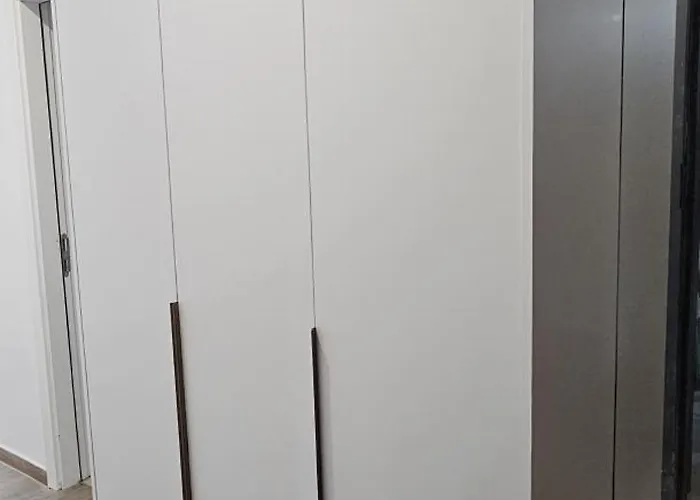 Bright Steps From The Shore Qerret (Kavaje)