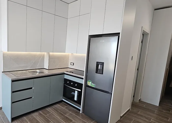 Bright Steps From The Shore 公寓 Qerret (Kavaje)